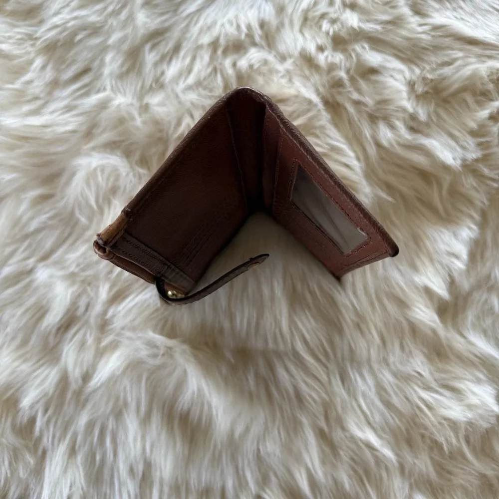 Fossil good used
